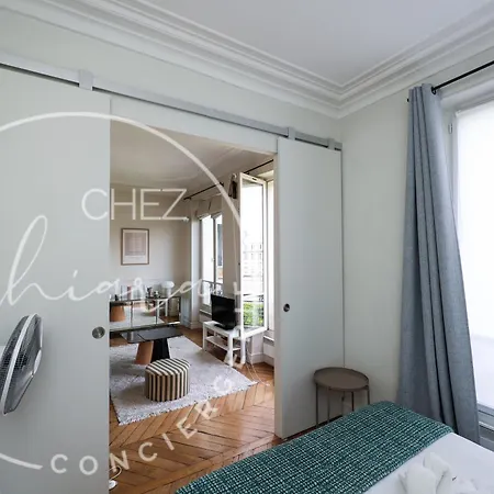 A Chic Retreat In