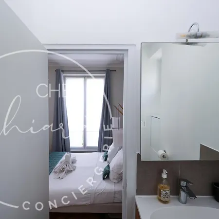 Apartment A Chic Retreat In Paris